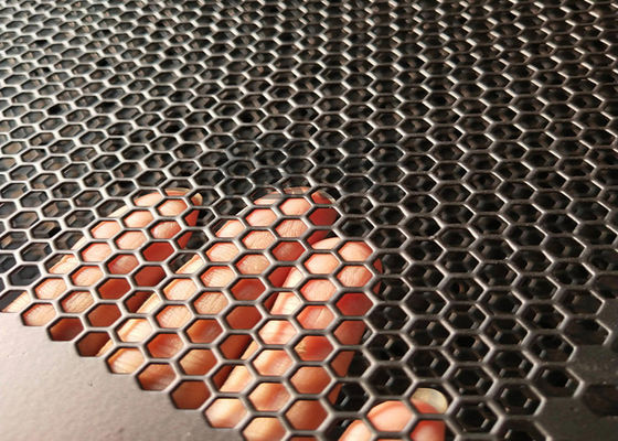 Metal Perforated Sheet Various Hole Arrangements Stainless Steel Aluminum Galvanized ISO Certified