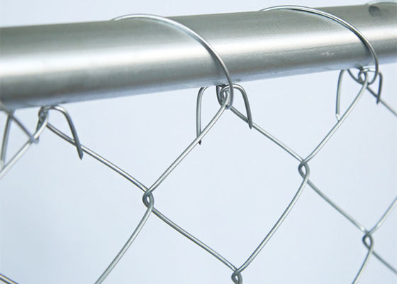 Chain Link Wire Mesh Fence / Wire Mesh Chain Link Fence Aluminum Alloy Wire PVC Coated Square Holes