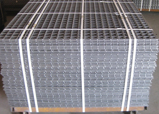 Customized Grade 304 316 Stainless Steel Welding Wire Mesh Fence Panel For Construction