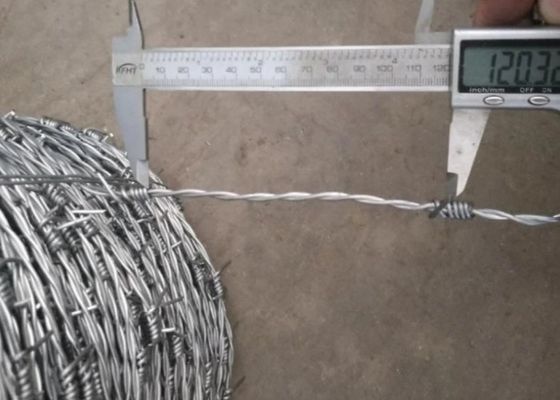 Multi Color Corrosion Resistant Barbed Wire Mesh Custom Length 7.5cm-15cm Barb Spacing