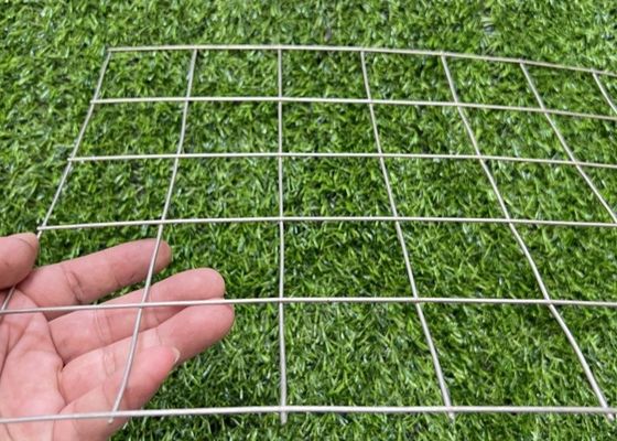 Durable Stainless Steel Welded Mesh with Bright Square Hole Design for Fencing