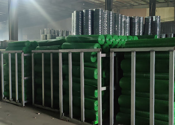 Customizable Green PVC Coated Welded Wire Mesh Rolls Low Carbon Steel Q195 Free Samples