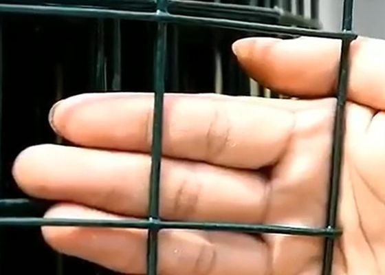 Galvanized Low Carbon Black Pvc Coated Welded Wire Fence Panels 15M 30m