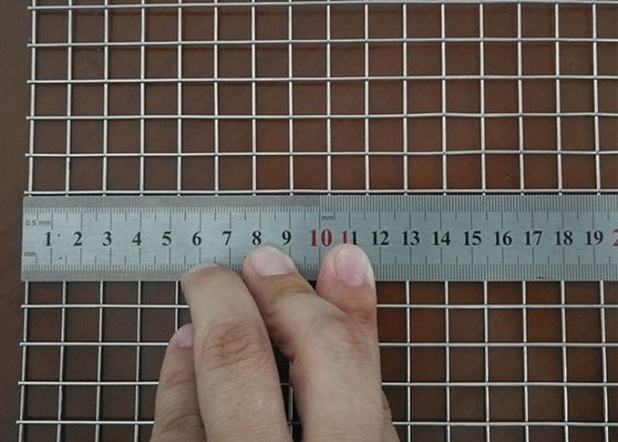 Cerah 30M Welded Wire Mesh Stainless 304 tahan terhadap bahan kimia yang keras dan korosi